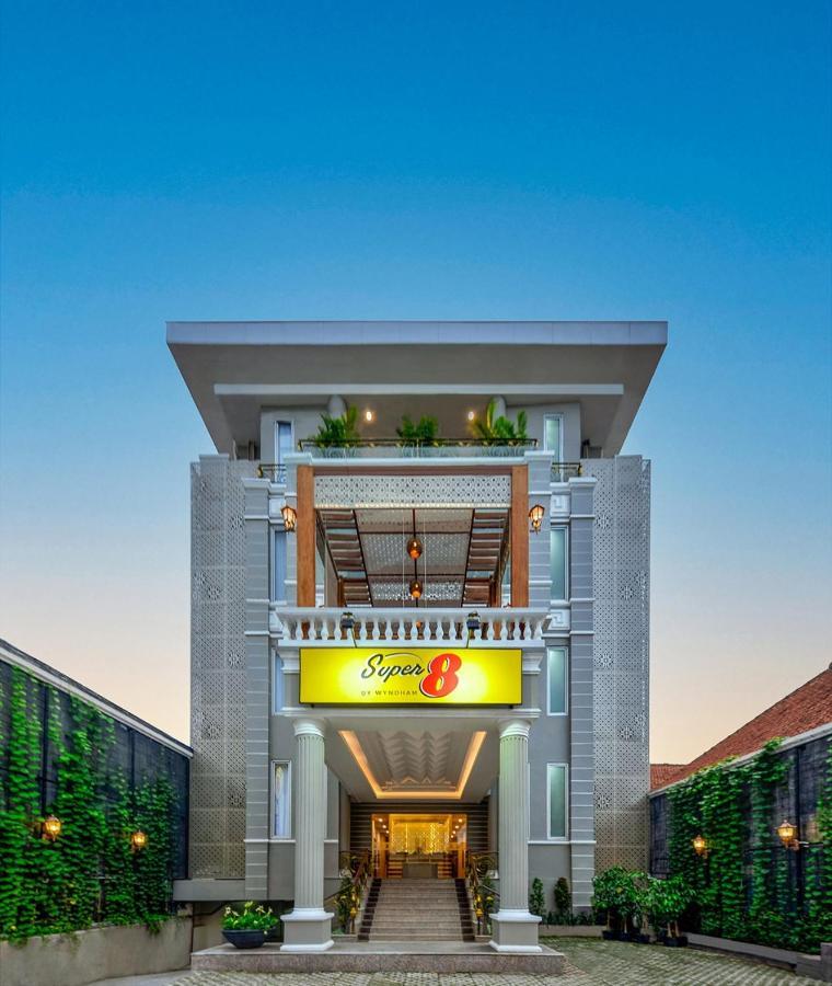 Hotel Super 8 By Wyndham Solo Exterior foto